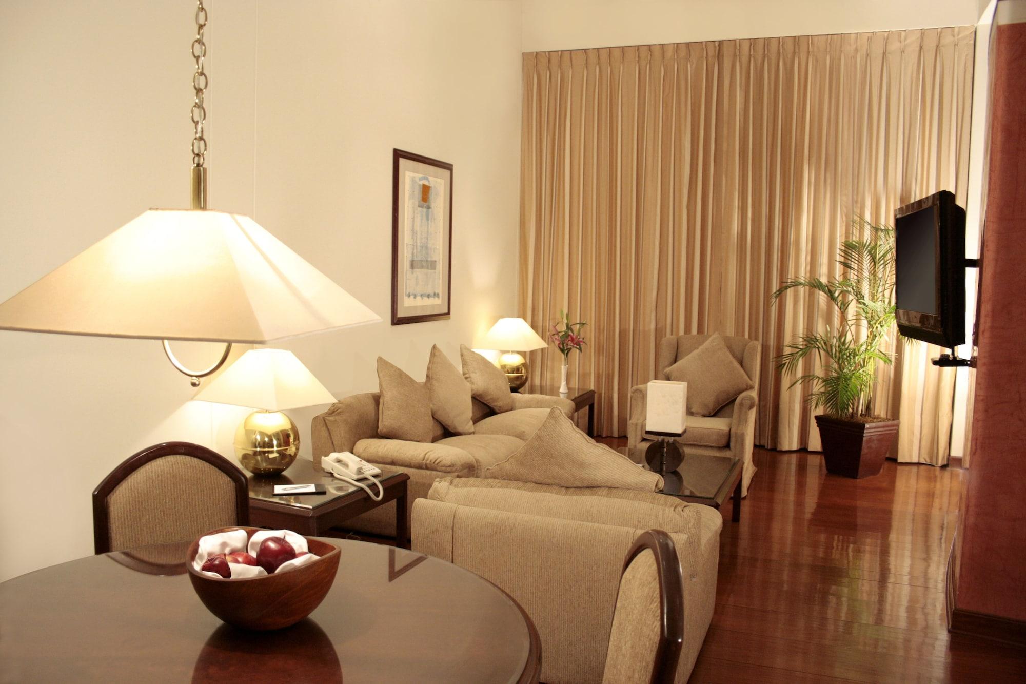 Thunderbird Hotel Fiesta & Casino Lima Habitación foto
