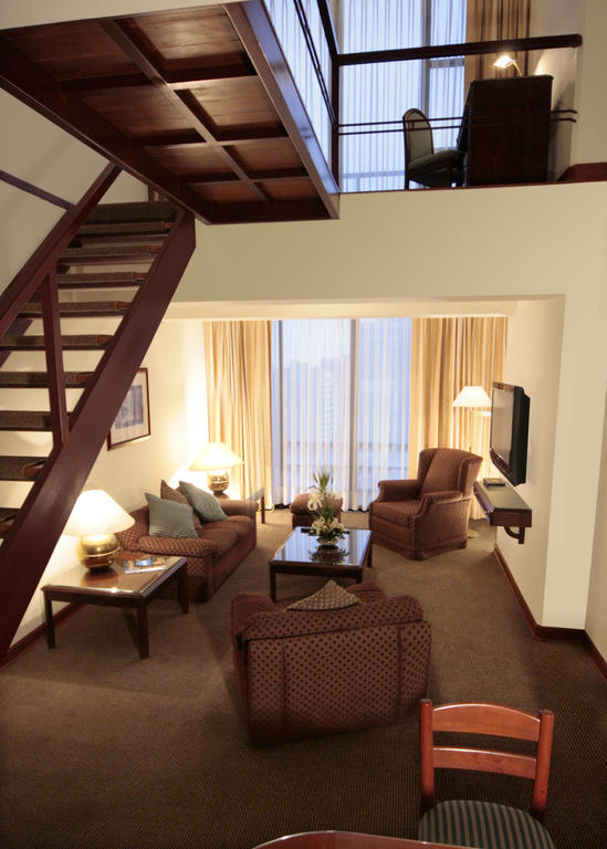Thunderbird Hotel Fiesta & Casino Lima Habitación foto