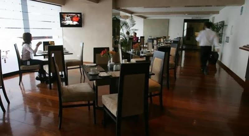 Thunderbird Hotel Fiesta & Casino Lima Exterior foto